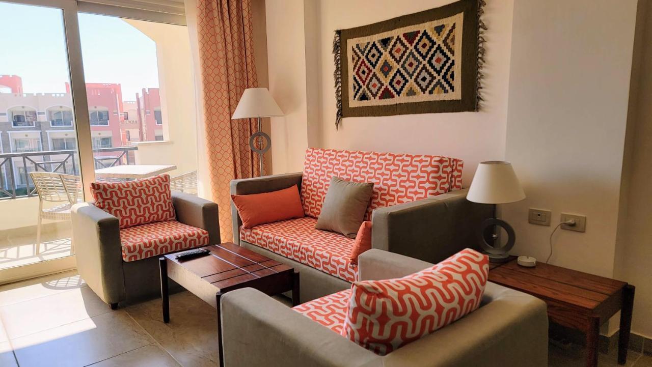Oyster Bay Beach Resort - Luxury Serviced Condo Marsa Alam ภายนอก รูปภาพ