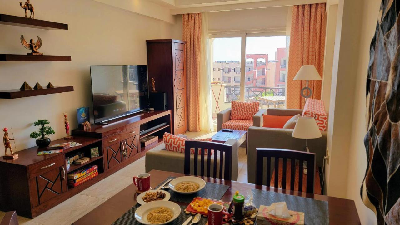 Oyster Bay Beach Resort - Luxury Serviced Condo Marsa Alam ภายนอก รูปภาพ
